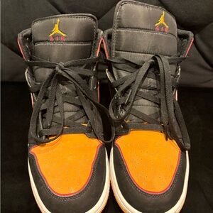 Nike Air Jordan 1 Mid SE Black/Vivid Orange Sneakers, FJ4923-008, New, Men Sz 11